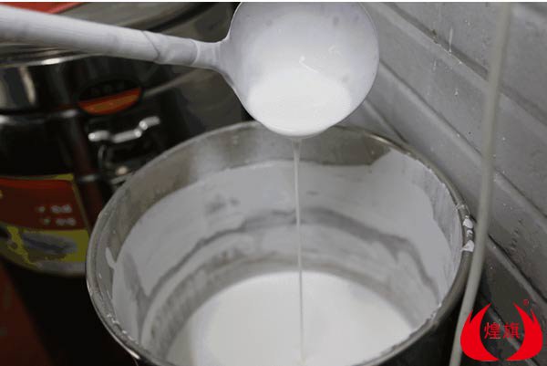 石磨米浆能和肠粉专用粉调配米浆的方法